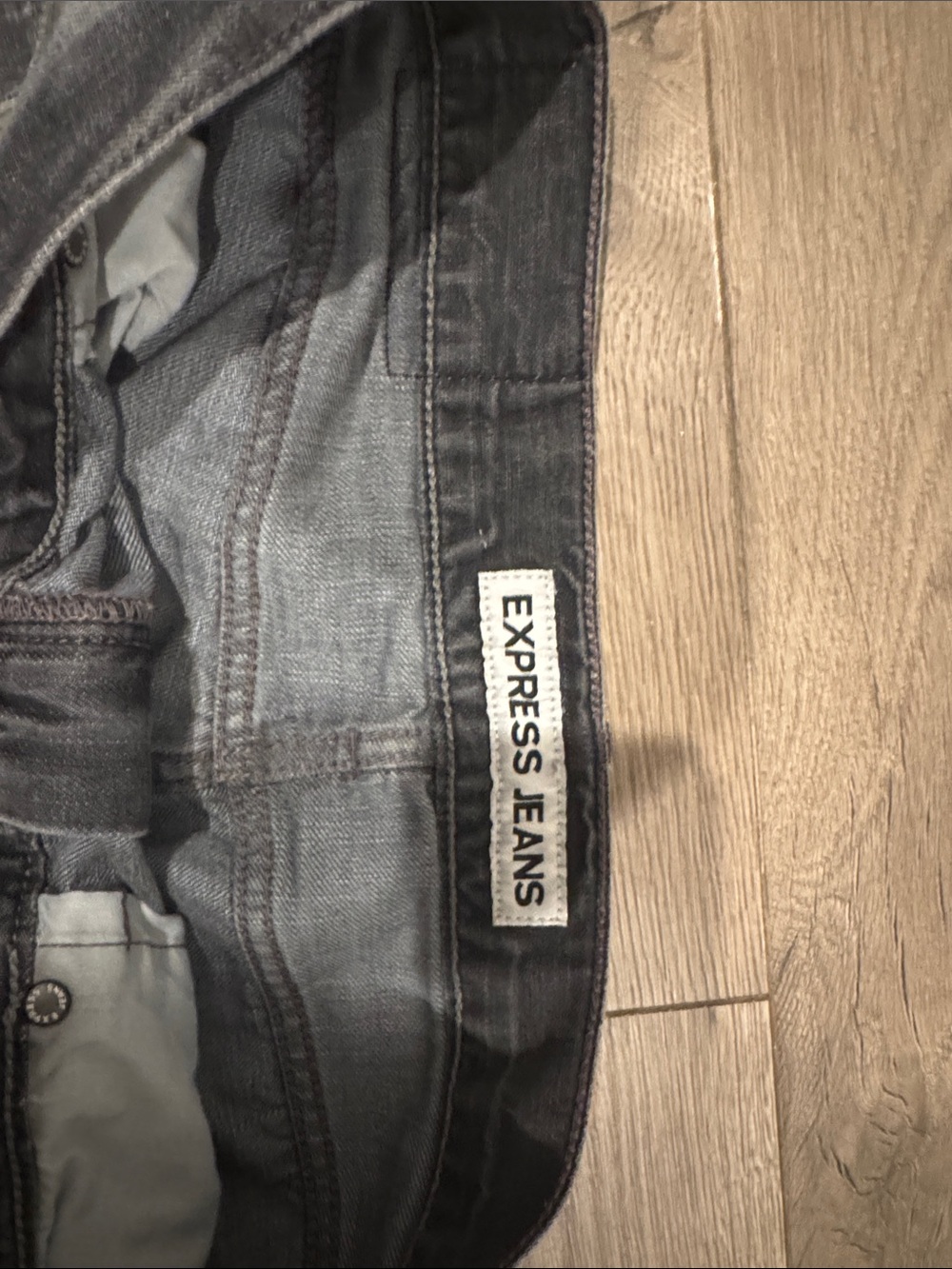 Express Women's Gray Straight-Leg Jeans - Picture 2 of 4